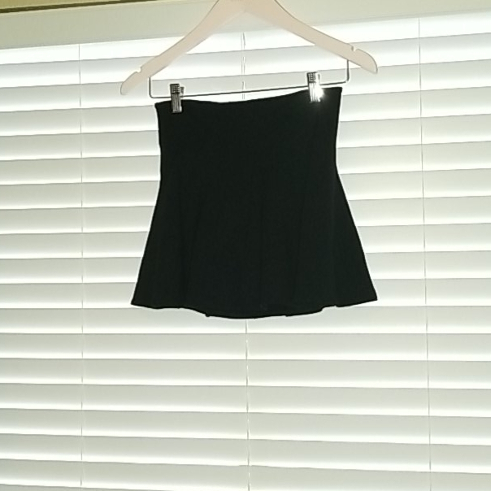Black skort( Skirt w/ shorts under)